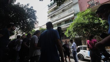 Κουκάκι: Στον εισαγγελέα ο δράστης της γυναικοκτονίας - Την ξυλοκόπησε πριν τη μαχαιρώσει