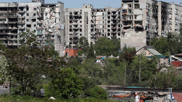 Κορωνοϊός και χολέρα πολιορκούν την Μαριούπολη – Σε lockdown η πολύπαθη πόλη
