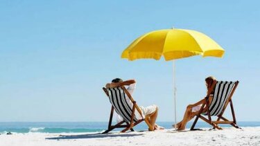 Τουρισμός: Τα ρεκόρ θα έρθουν και φέτος - Πολλά σύννεφα για τις επόμενες χρονιές