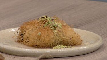 Κανταΐφι με σταφίδα σουλτανίνα Κρήτης, λευκή σοκολάτα και φιστίκι