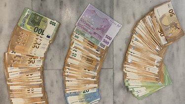 Κύκλωμα τοκογλυφίας: Διακινηση εκατοντάδων χιλιάδων ευρώ, 8 συλλήψεις