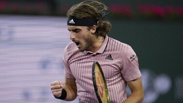 Ο Στέφανος, τα δέντρα και οι άστεγοι 