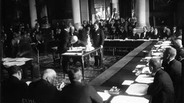 Η συνθήκη που έκανε μεγάλη την Ελλάδα και μπορούσε να αλλάξει τον κόσμο