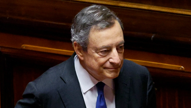 Την παραίτησή του ανακοίνωσε στη Βουλή ο Μάριο Ντράγκι 