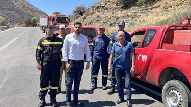 Επίσκεψη στις πυρόπληκτες περιοχές και συναντήσεις με στελέχη της Πυροσβεστικής
