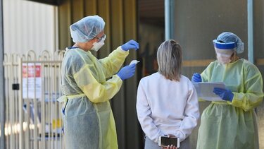 Νέα Ζηλανδία: Δωρεάν μάσκες και τεστ για να αντιμετωπιστεί η ραγδαία αύξηση των κρουσμάτων