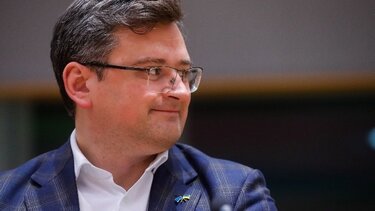 Κουλέμπα: Η Ρωσία φέρει «ακέραια την ευθύνη» για τον πύραυλο στην Πολωνία