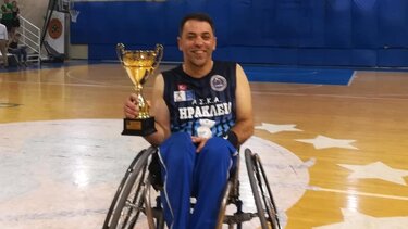 "Αετός" στην πίστα ο Μανόλης Μαράκης