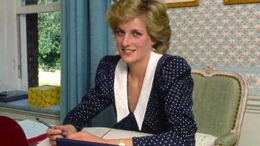 Έναντι 869.000 ευρώ πουλήθηκε το παλιό αυτοκίνητο της πριγκίπισσας Νταϊάνα