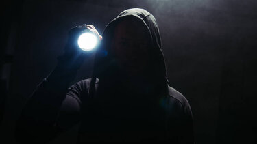 Σύρος: Κλέψανε ηλεκτρική…γκαραζόπορτα