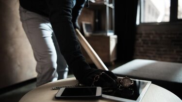 Μέσα σε δύο μήνες είχαν κάνει 30 κλοπές και διαρρήξεις με λεία χιλιάδες ευρώ