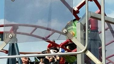 Βρετανία: Βλάβη σε τρενάκι λούνα παρκ-19 άτομα κρεμασμένα στον αέρα για 90 λεπτά