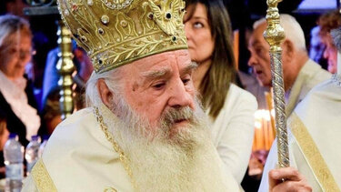  Στο νοσοκομείο με κορωνοϊό ο Μητροπολίτης Μηθύμνης