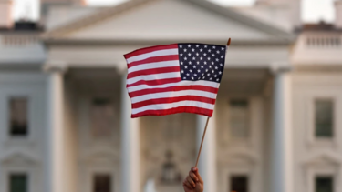 ΗΠΑ: Τι δείχνουν δύο νέες δημοσκοπήσεις για τις ενδιάμεσες εκλογές του Νοεμβρίου