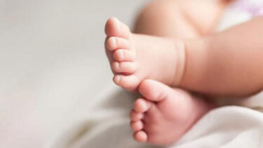 Στην Εντατική παίδων στο ΠΑΓΝΗ, βρέφος λίγων ημέρων με κορωνοϊό