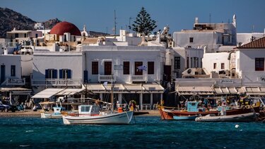 Financial Times: Η Ελλάδα ένα από τα επτά «οικονομικά θαύματα» ενός ανήσυχου κόσμου