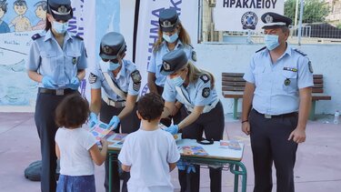 Πρώτο κουδούνι και συμβουλές οδικής ασφάλειας στους μικρούς μαθητές!