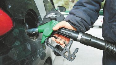  Βενζίνη: Λίγο κάτω από τα €2 η αμόλυβδη για τους πασχαλινούς ταξιδιώτες