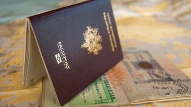 Golden Visa: Κεντρίζει το ενδιαφέρον των ξένων επενδυτών στην Ελλάδα - Η Κρήτη στις κορυφαίες επιλογές