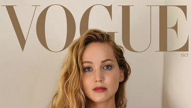 Η Τζένιφερ Λόρενς στη Vogue: Αναρωτιόμουν αν θα αγαπήσω το γιο μου όσο τη γάτα μου 