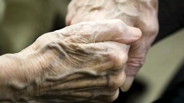 Ζωή-μαρτύριο για ζευγάρι ηλικιωμένων