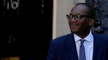 Βρετανία: Ο Κουάσι Κουαρτένγκ διορίστηκε υπουργός Οικονομικών