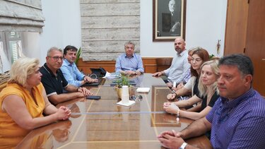 Η νέα σχολική χρονιά αρχίζει με τη δράση «Μια Αγκαλιά για τα Παιδιά» της Περιφέρειας Κρήτης