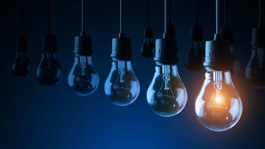 Έκρηξη έφερε μπλακ άουτ σε πολλές περιοχές της Αττικής