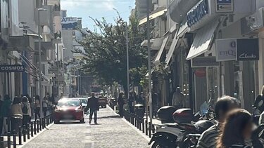 Ανάπλαση στο κέντρο: Τα ΙΧ ξανάρχονται από την πίσω πόρτα!