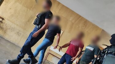 Τη Δευτέρα θα απολογηθούν οι συλληφθέντες για τα 47 κιλά κάνναβης