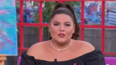 Δανάη Μπάρκα: Διέρρηξαν το αυτοκίνητό της στο Χαλάνδρι