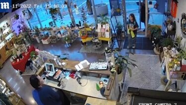 Ευφυέστατος πιτσιρικάς απέτρεψε με απίστευτο κόλπο την απαγωγή του