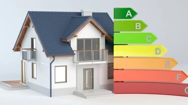 ΥΠΕΝ: αλλαγές στα προγράμματα «Εξοικονομώ»