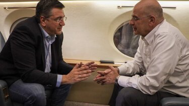 Επιστροφή Τζιτζικώστα στην Ελλάδα με κυβερνητικό αεροσκάφος