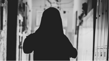 Ξανά στο εδώλιο ο ηλικιωμένος, για τις ασελγείς πράξεις στην 7χρονη