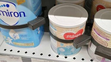 "Εικόνα παρακμής τα λουκέτα στα βρεφικά γάλατα"