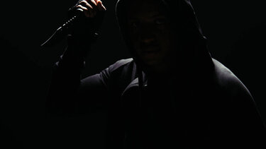 Κηφισιά: Συμμορία ανηλίκων έκανε ληστείες με την απειλή μαχαιριού