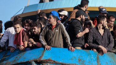 Συγχαρητήρια για την επιχείρηση στην Παλαιόχωρα, αλλά και σαφείς αιχμές κατά της διοίκησης