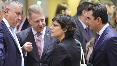 "Βέτο" στο πλαφόν για το αέριο από την Ελλάδα και τις χώρες του νότου