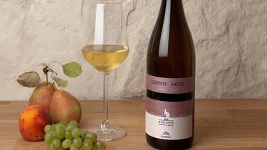 Μια Κρήτη γεμάτη ποτήρια!