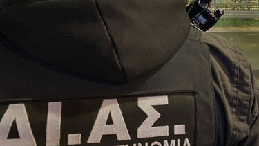 Επίθεση σε άνδρες της ΔΙ.ΑΣ. στου Ζωγράφου - Tραυματίστηκε αστυνομικός