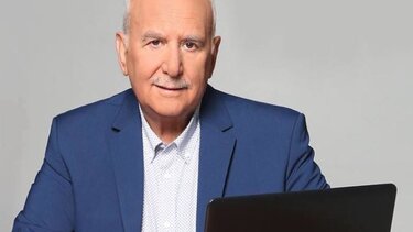 Γιώργος Παπαδάκης: Πώς ξεκίνησε η λαμπρή πορεία στη μικρή οθόνη