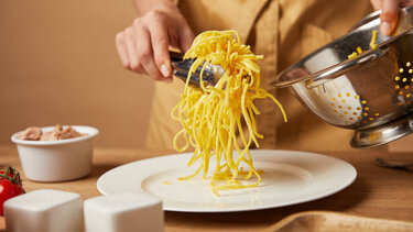 Η λεπτομέρεια που θα κάνει τα μακαρόνια σας να μην «ξαναλασπώσουν»