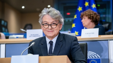  Τιερί Μπρετόν: Αντιμέτωπη με τις αμερικανικές επιδοτήσεις, η Ευρώπη πρέπει να υποστηρίξει τη βιομηχανία της