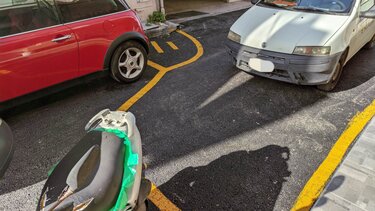 Κάποιες... ανεξήγητες διαγραμμίσεις!