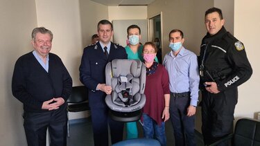 Δώρο ζωής για το πρώτο μωρό του έτους στον Άγιο Νικόλαο
