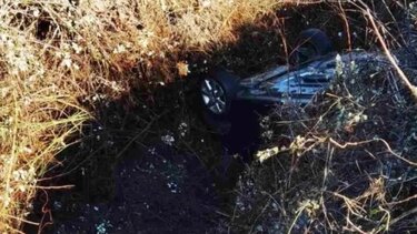 Τρίκαλα: Τράκαρε, τον έψαχναν κι αυτός κοιμόταν στο σπίτι του!