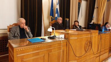 Δέντρα και κυκλοφοριακό στο "μενού" του δημοτικού συμβουλίου