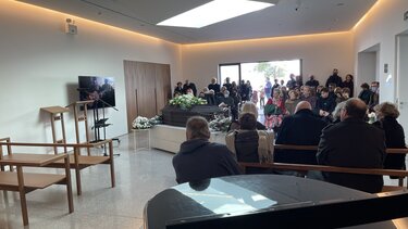 Στο Αποτεφρωτήριο Ριτσώνας το «τελευταίο αντίο» στον Νότη Μαυρουδή