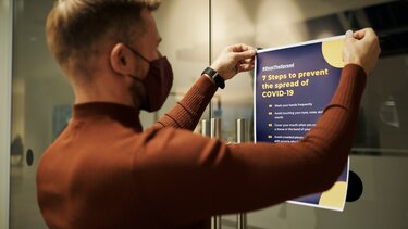 Κορωνοϊός: «Συναγερμός» στη Βρετανία για νέα μετάλλαξη